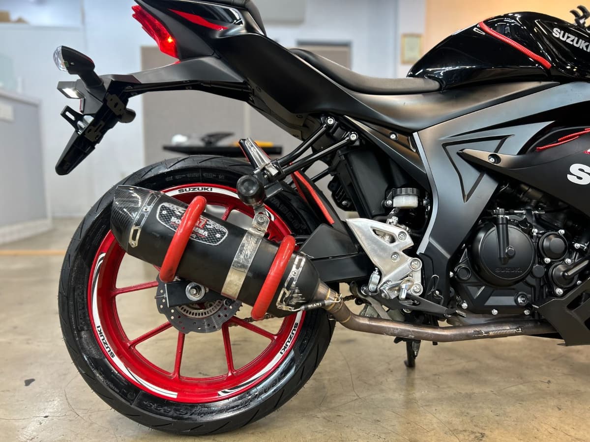 스즈키 GSX R 125 ABS 3