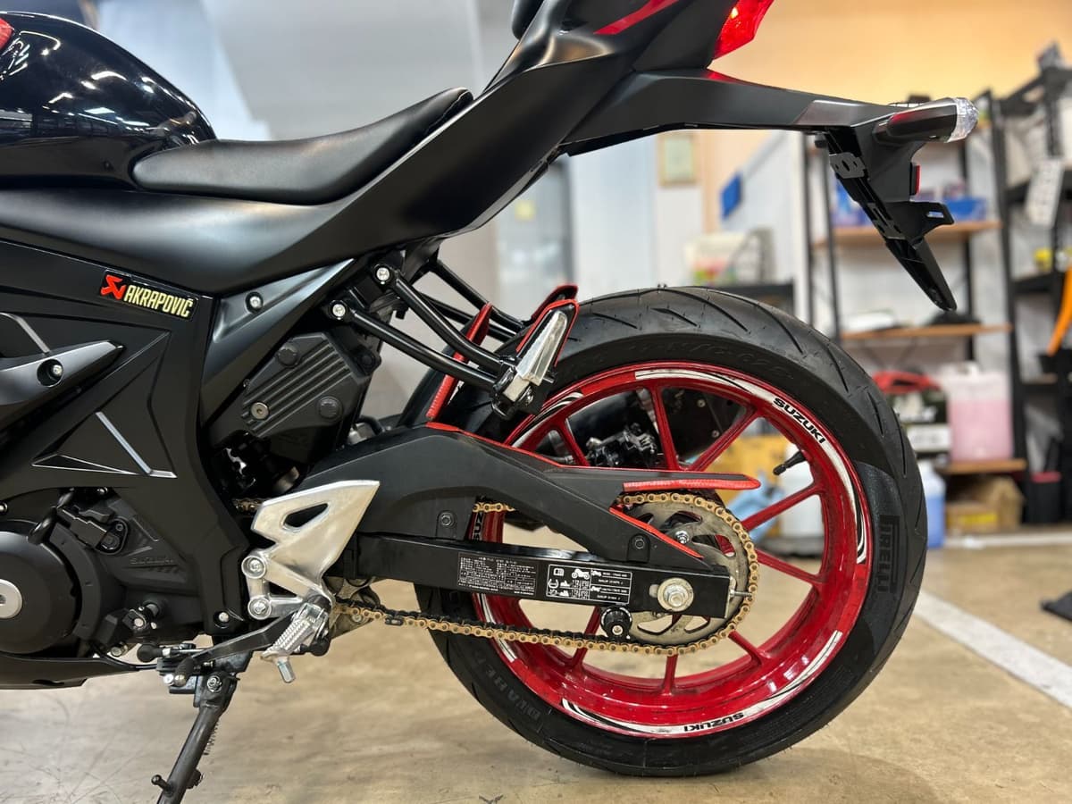 스즈키 GSX R 125 ABS 8