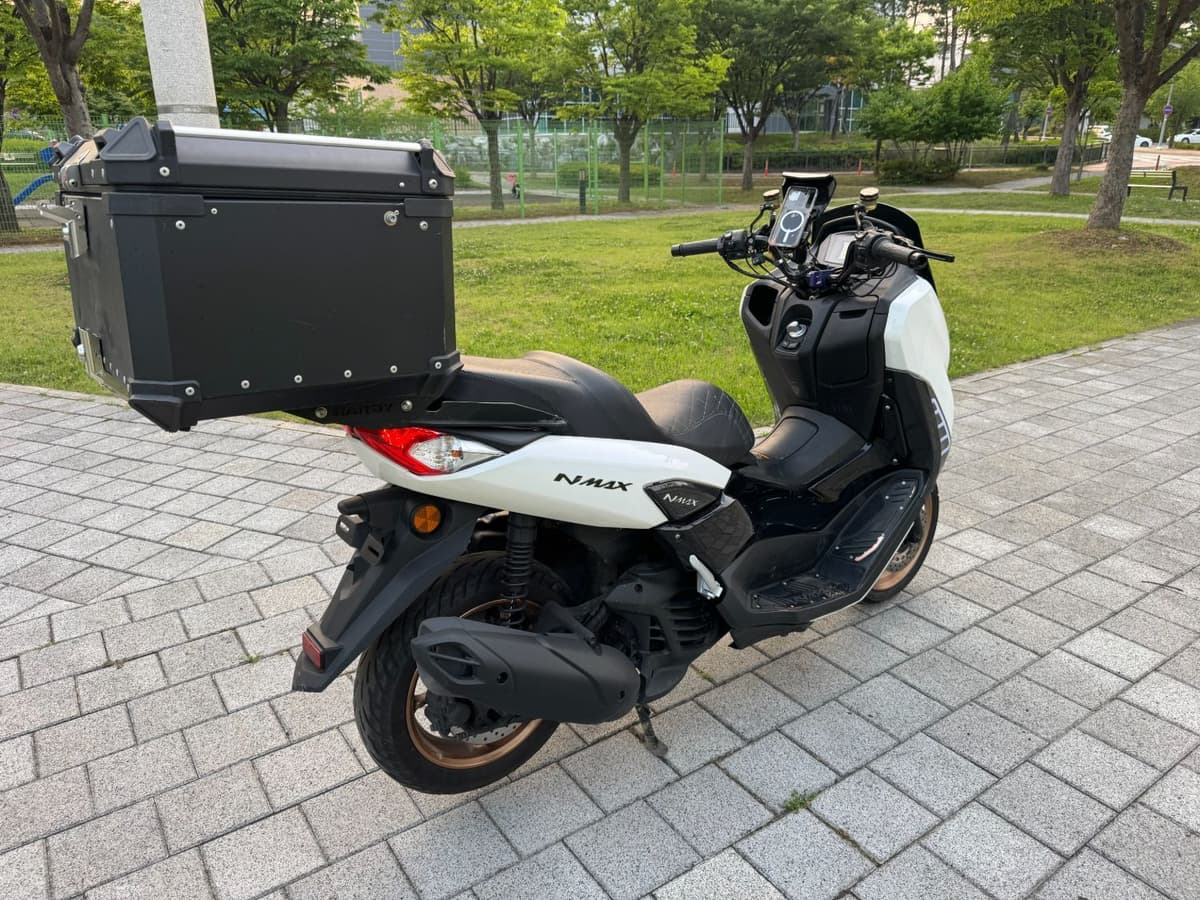 야마하 NMAX 155 more