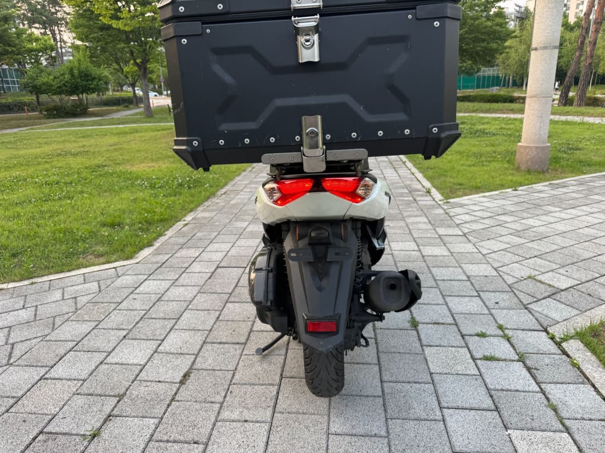 야마하 NMAX 155 7