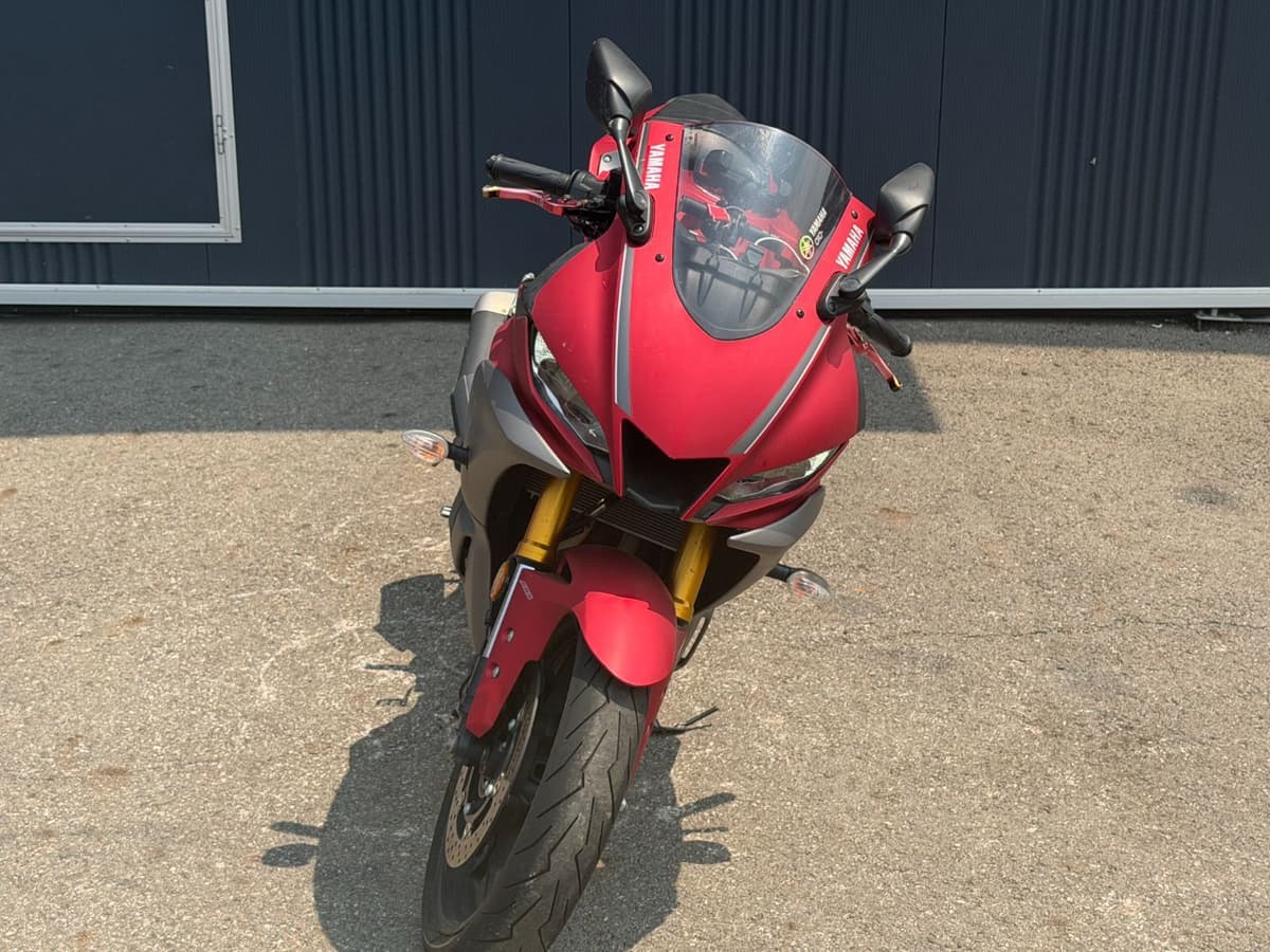 야마하 YZF R3 more