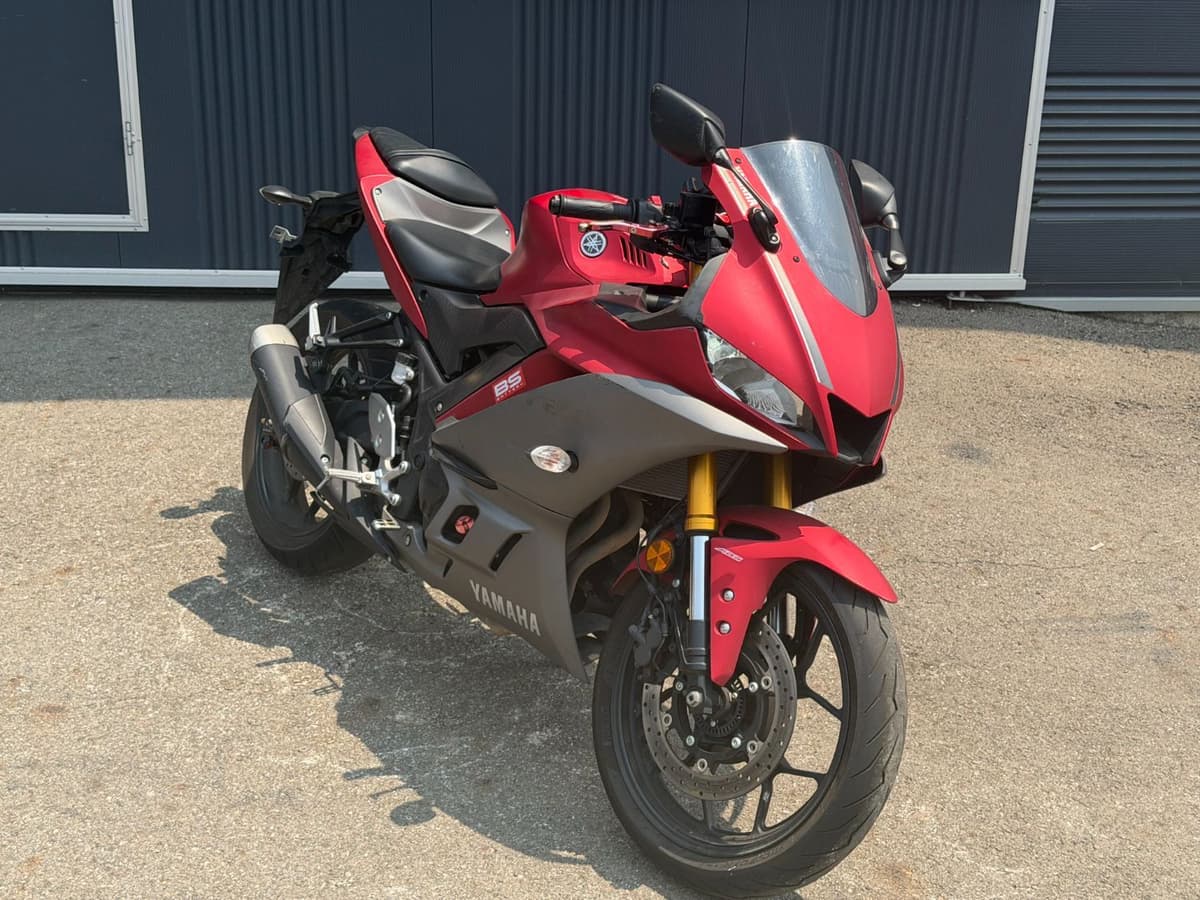 야마하 YZF R3 7