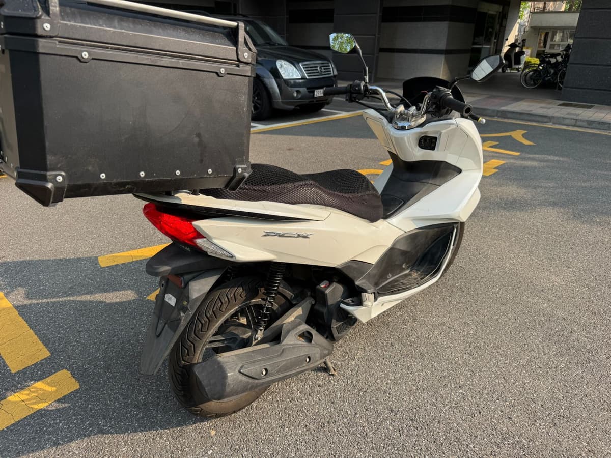 혼다 PCX 125 7