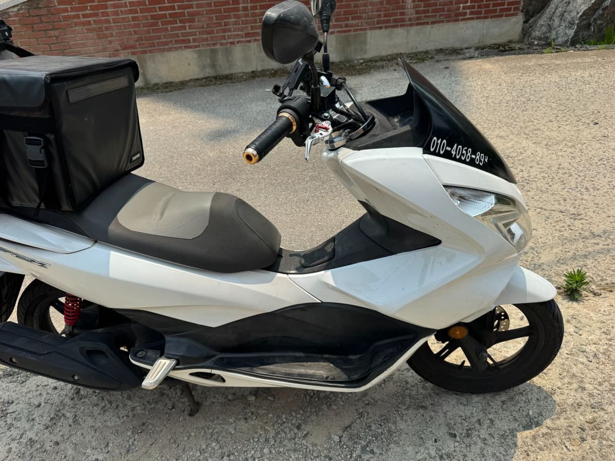 혼다 PCX 125 11