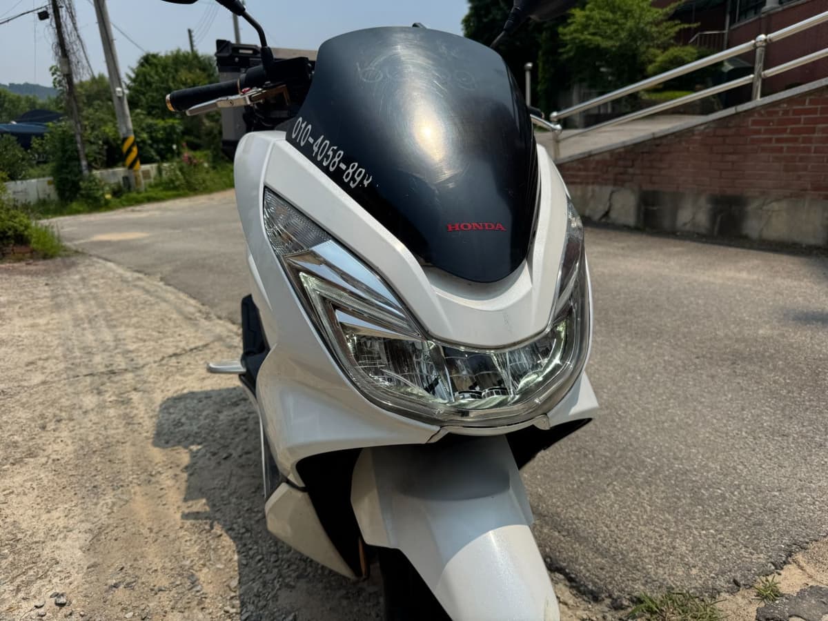혼다 PCX 125 14