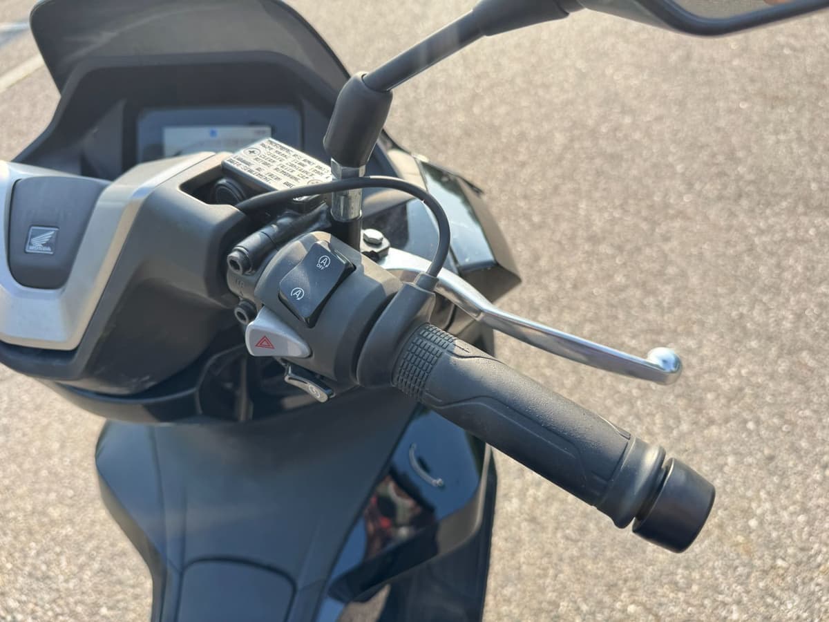 혼다 PCX 125 17
