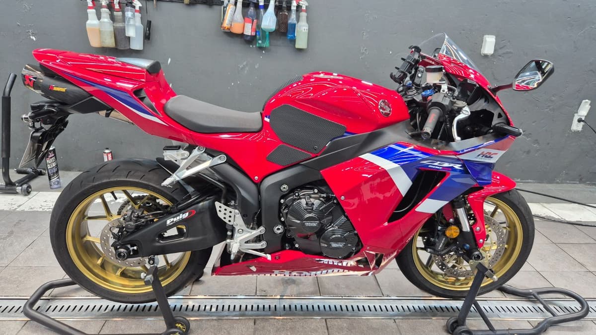 혼다 CBR 600 RR 1