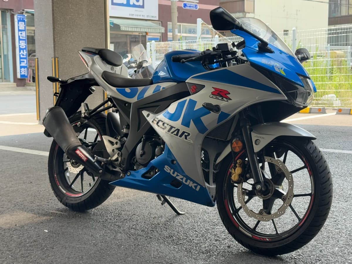 스즈키 GSX R 125 ABS 3