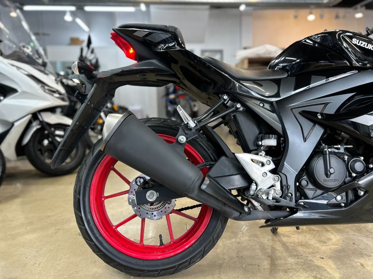 스즈키 GSX R 125 ABS 3