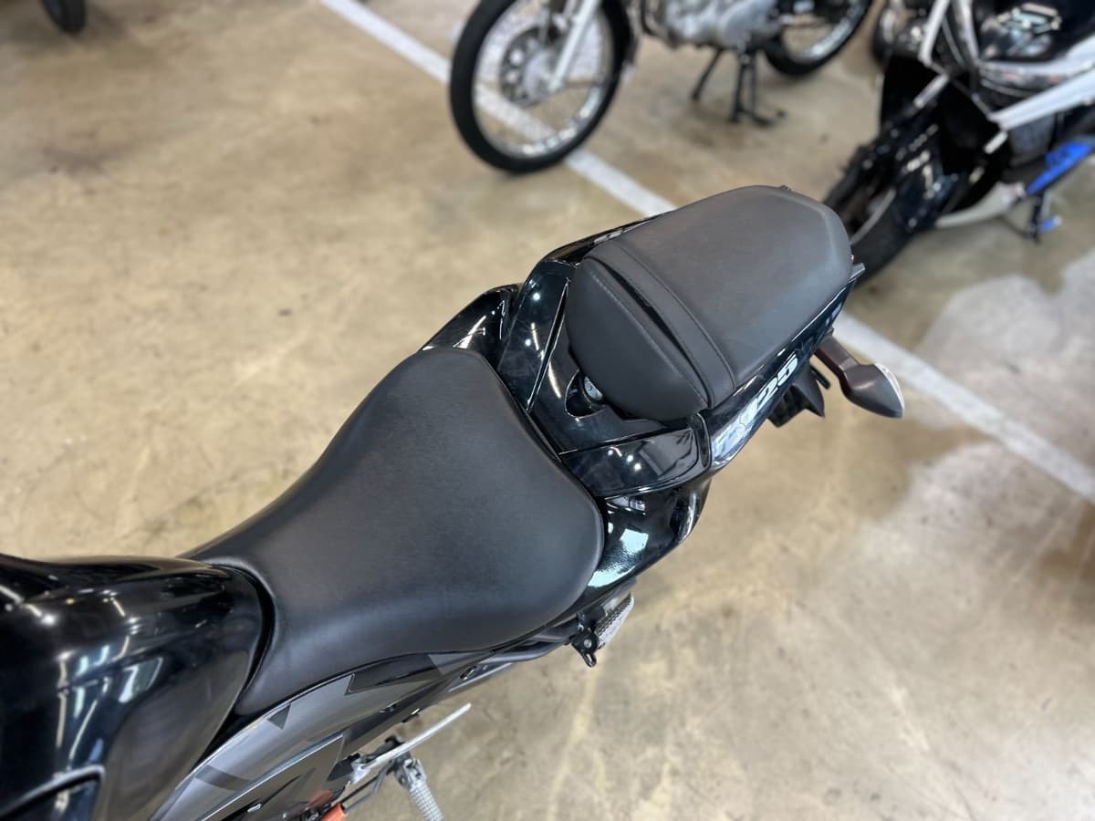 스즈키 GSX R 125 ABS 12