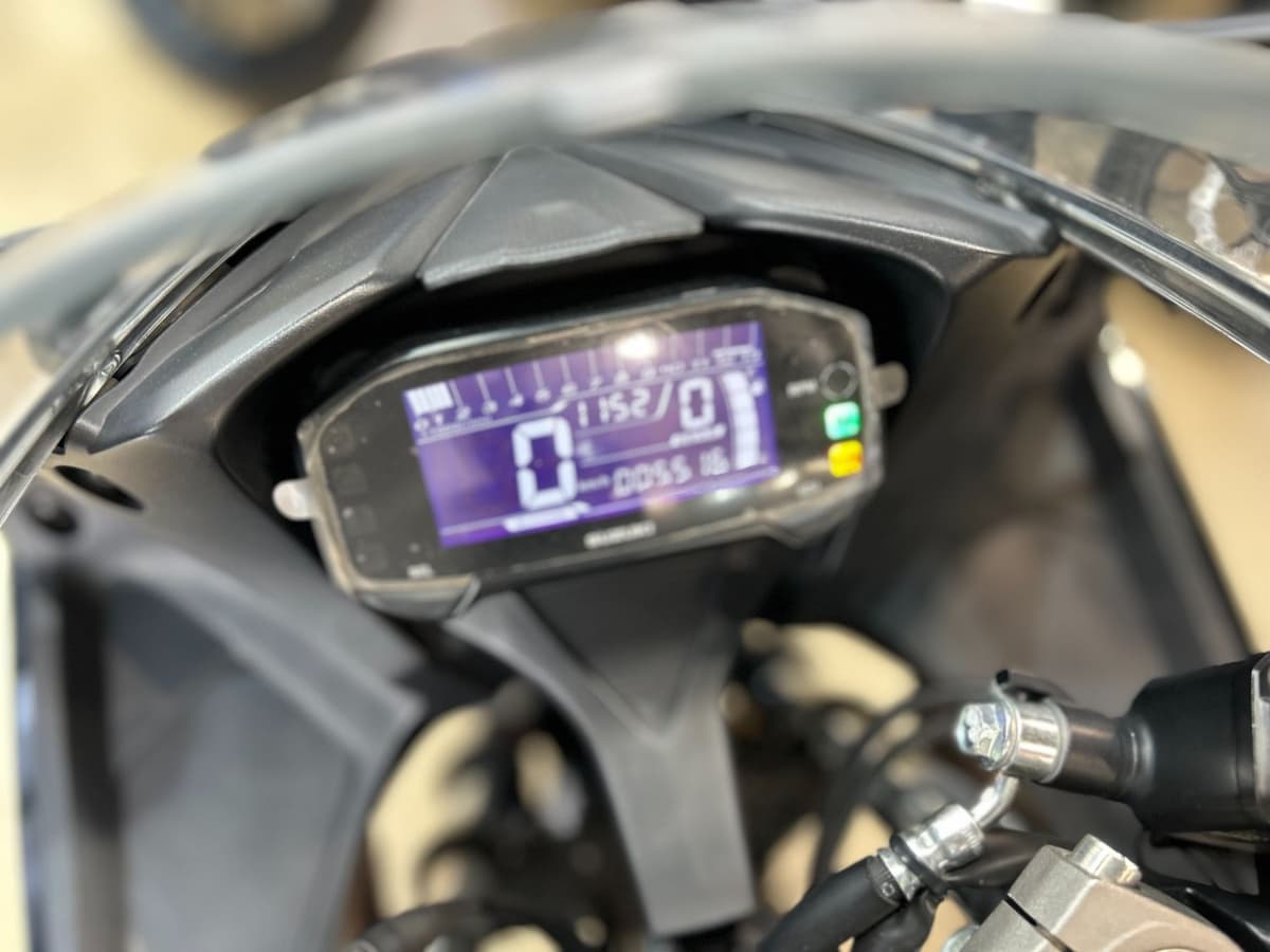 스즈키 GSX R 125 ABS 13