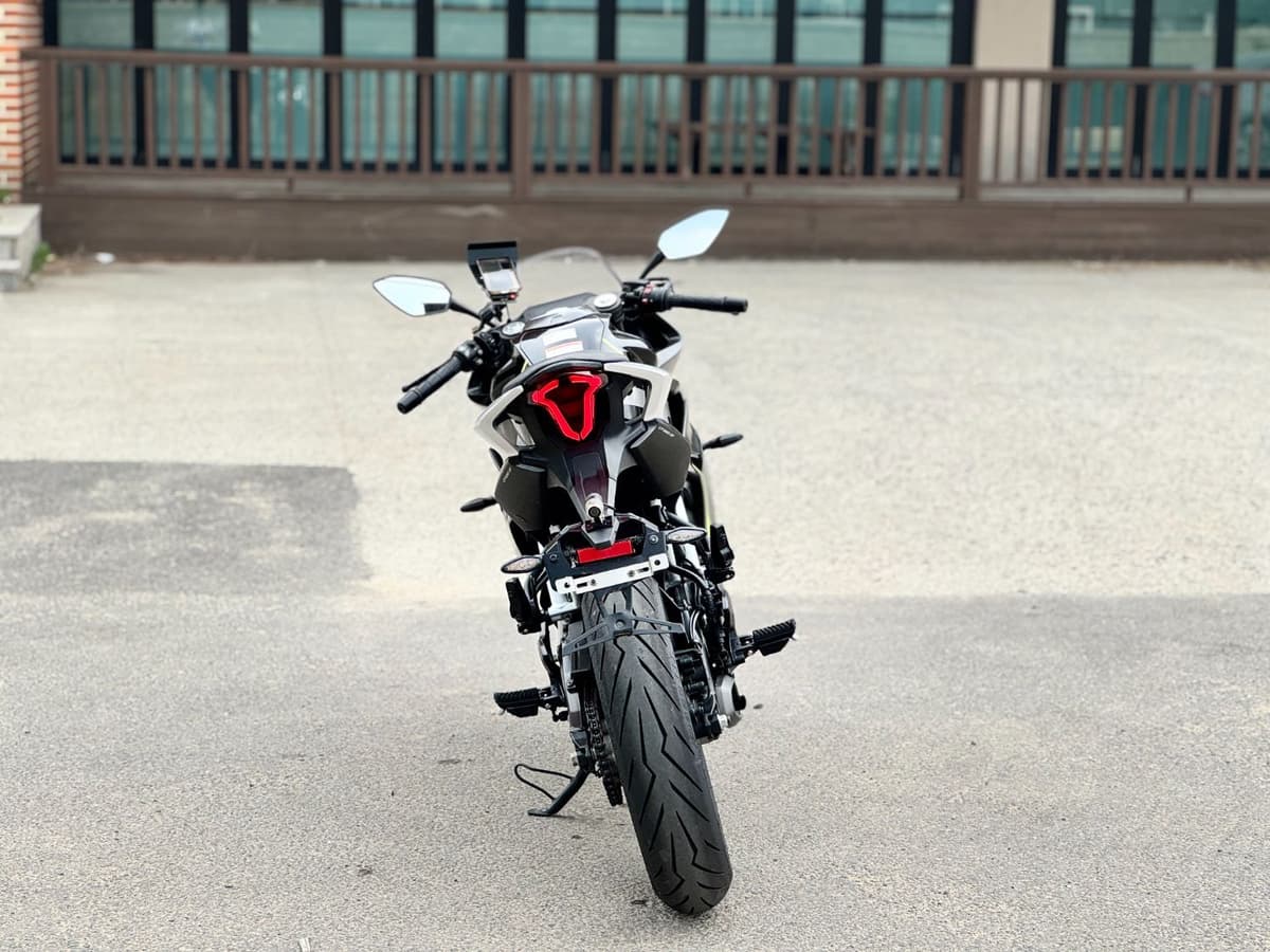 CF모토 300 SR 4