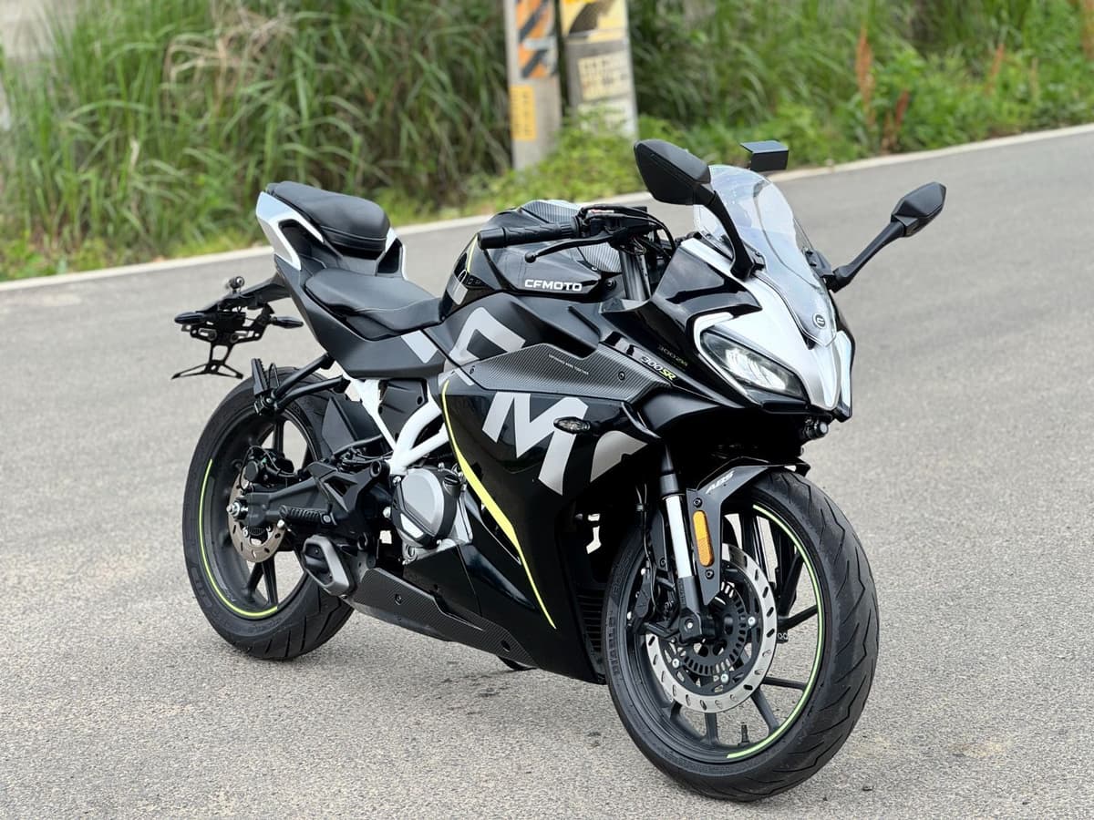 CF모토 300 SR 1