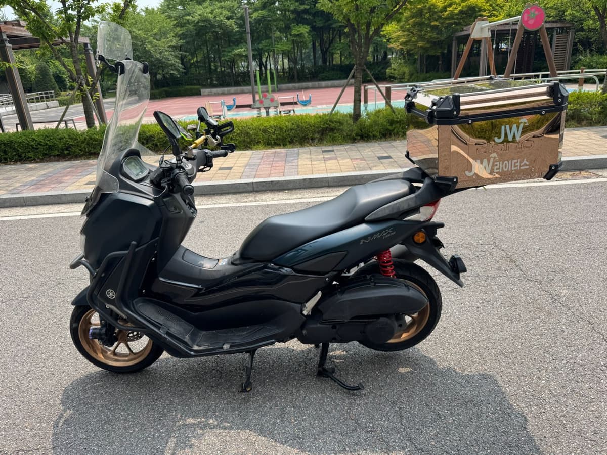 야마하 NMAX 155 3