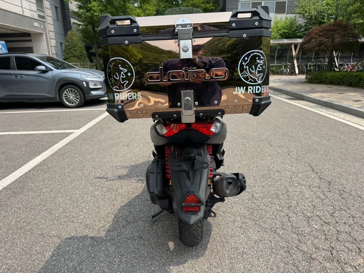 야마하 NMAX 155 7