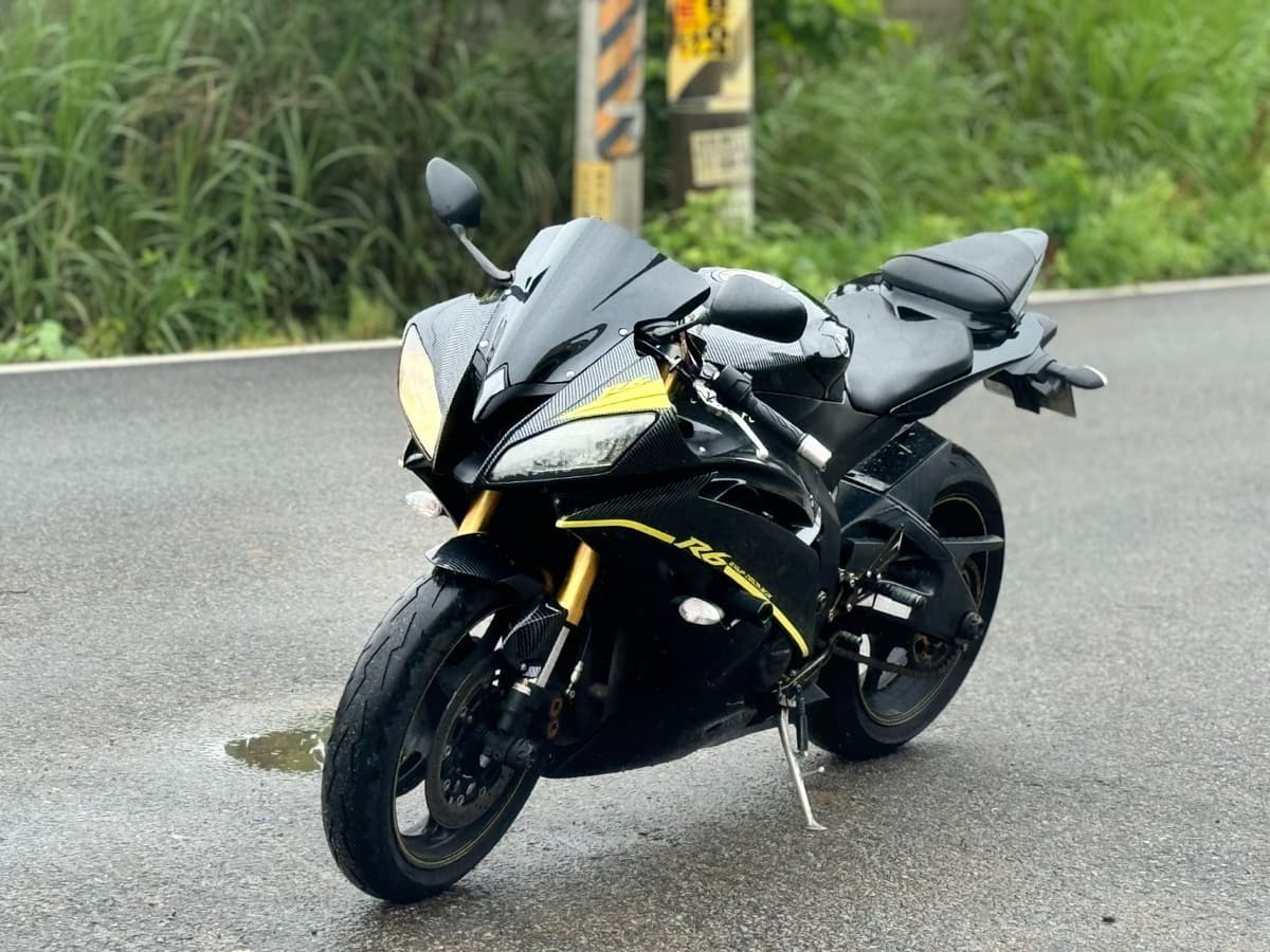 야마하 YZF 600 R 3