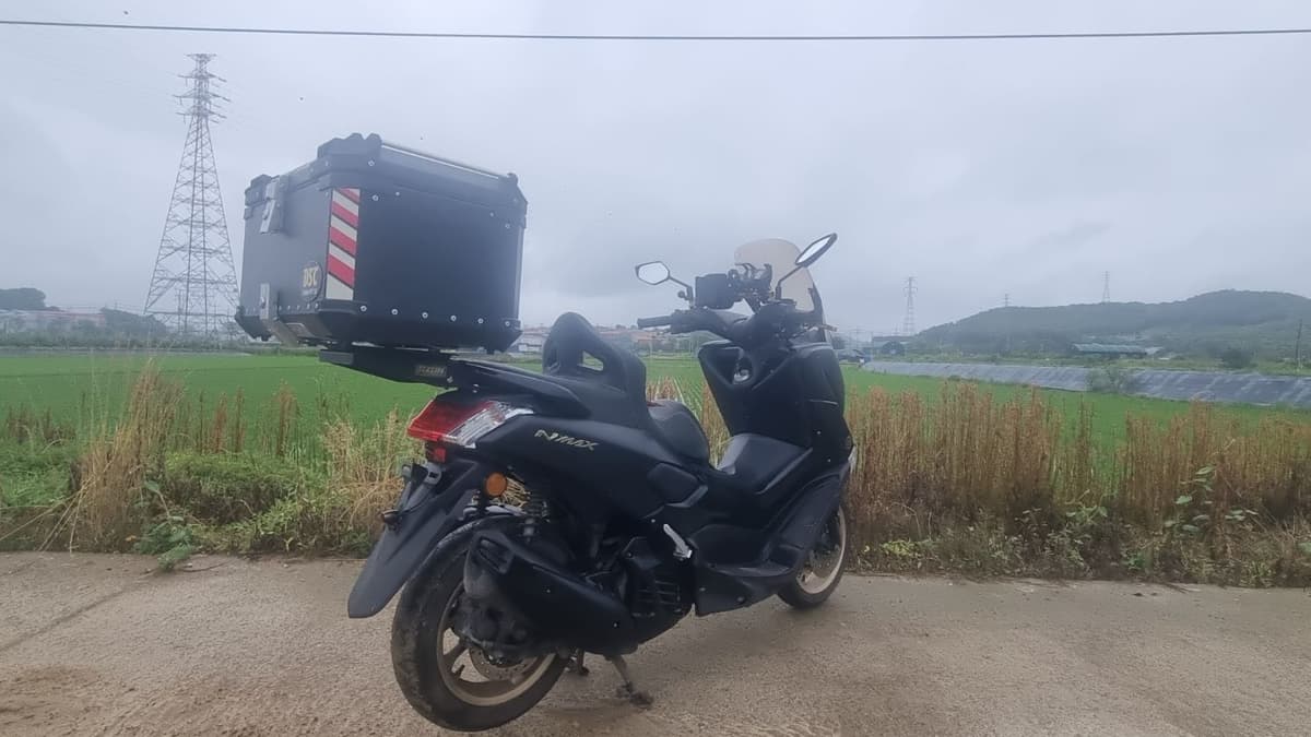 야마하 NMAX 125 3