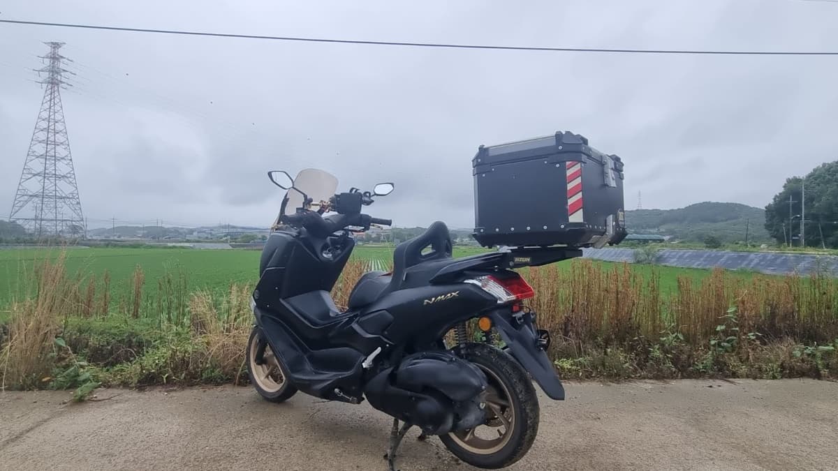 야마하 NMAX 125 5