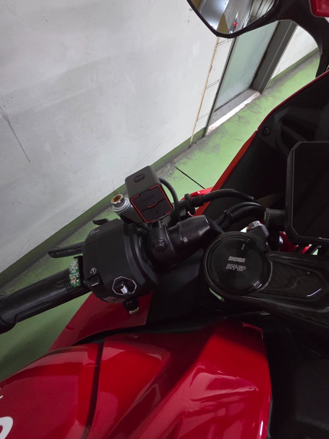 혼다 CBR 650 R E-CLUTCH 7