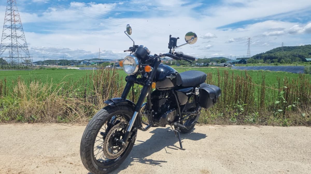 엘로이모터스 팬텀 125 S 3