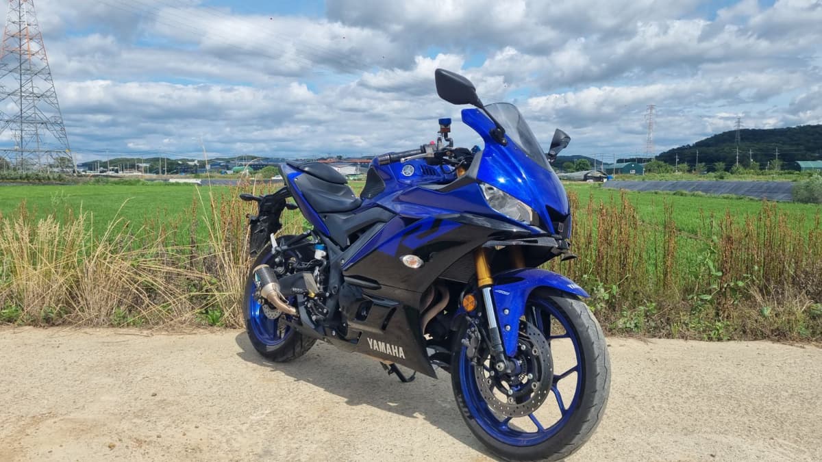 야마하 YZF R3 1