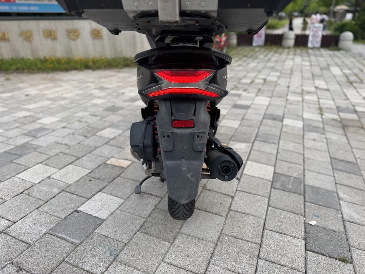 혼다 PCX 125 more