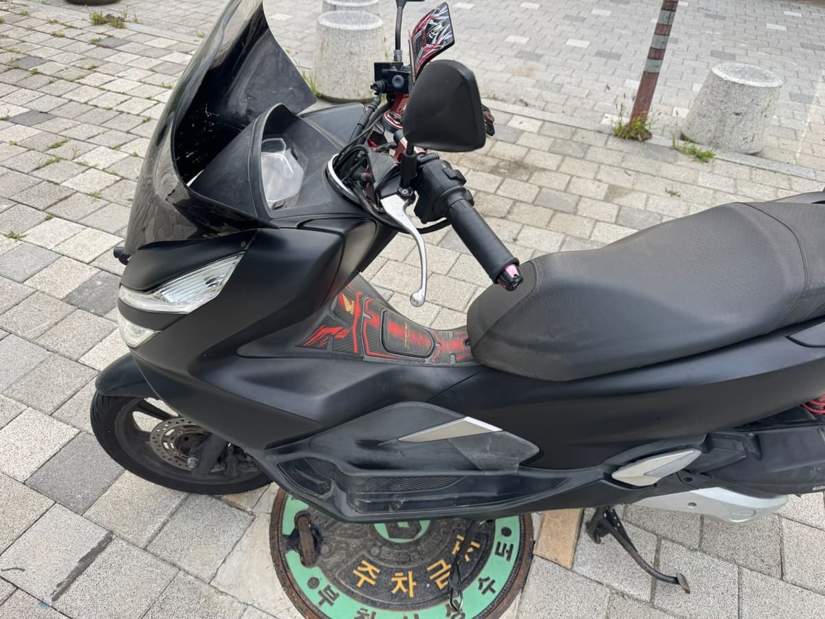 혼다 PCX 125 11