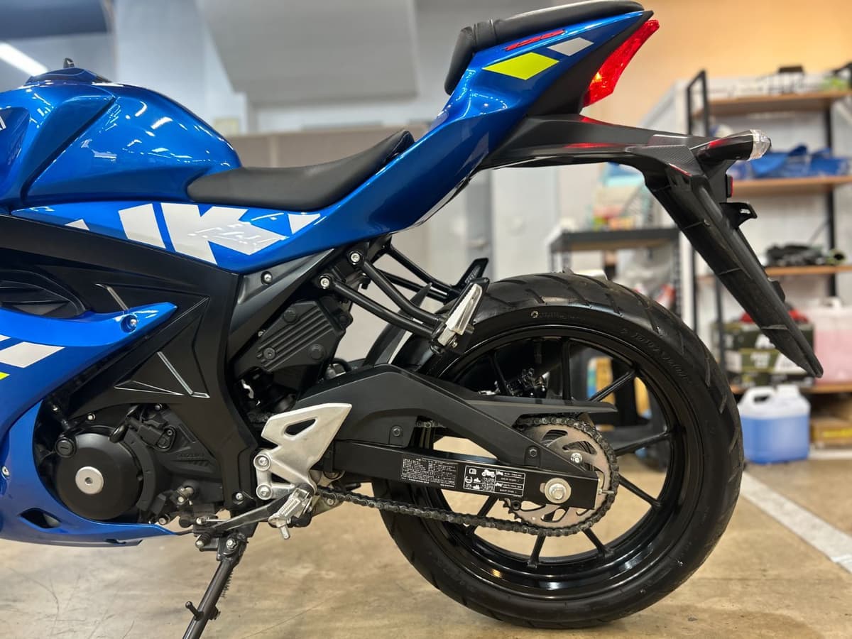 스즈키 GSX R 125 ABS 8