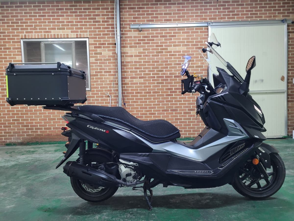 SYM 크루심 125 알파 ABS 8