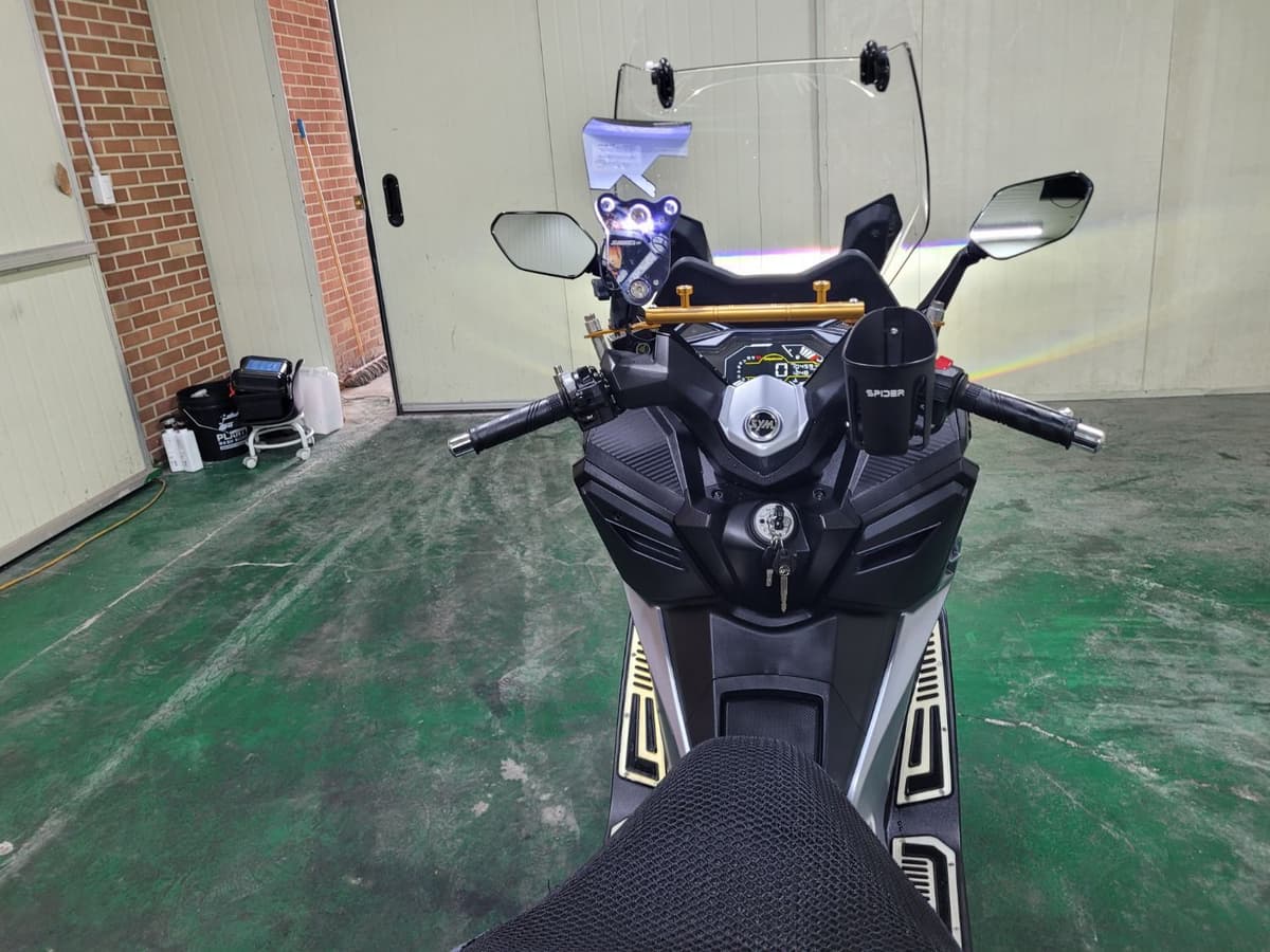 SYM 크루심 125 알파 ABS 9