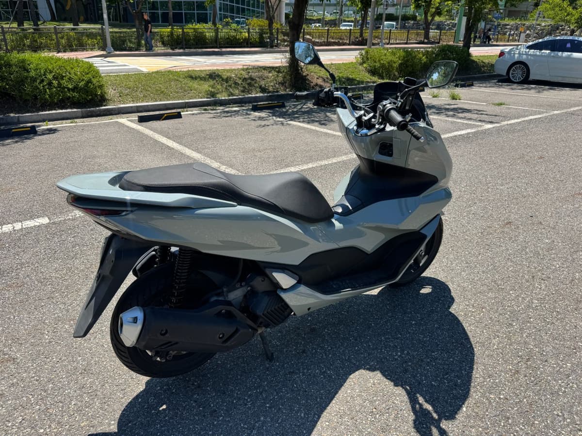 혼다 PCX 125 more