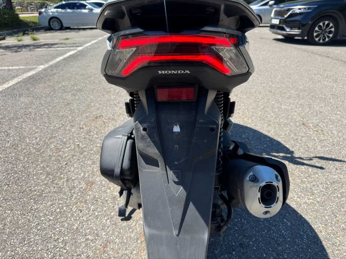 혼다 PCX 125 14