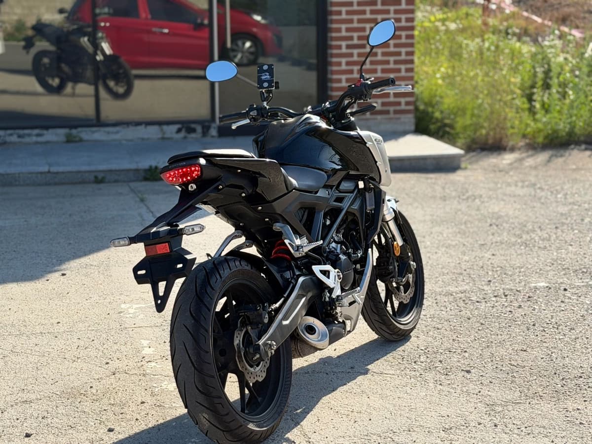 혼다 CB 125 R more