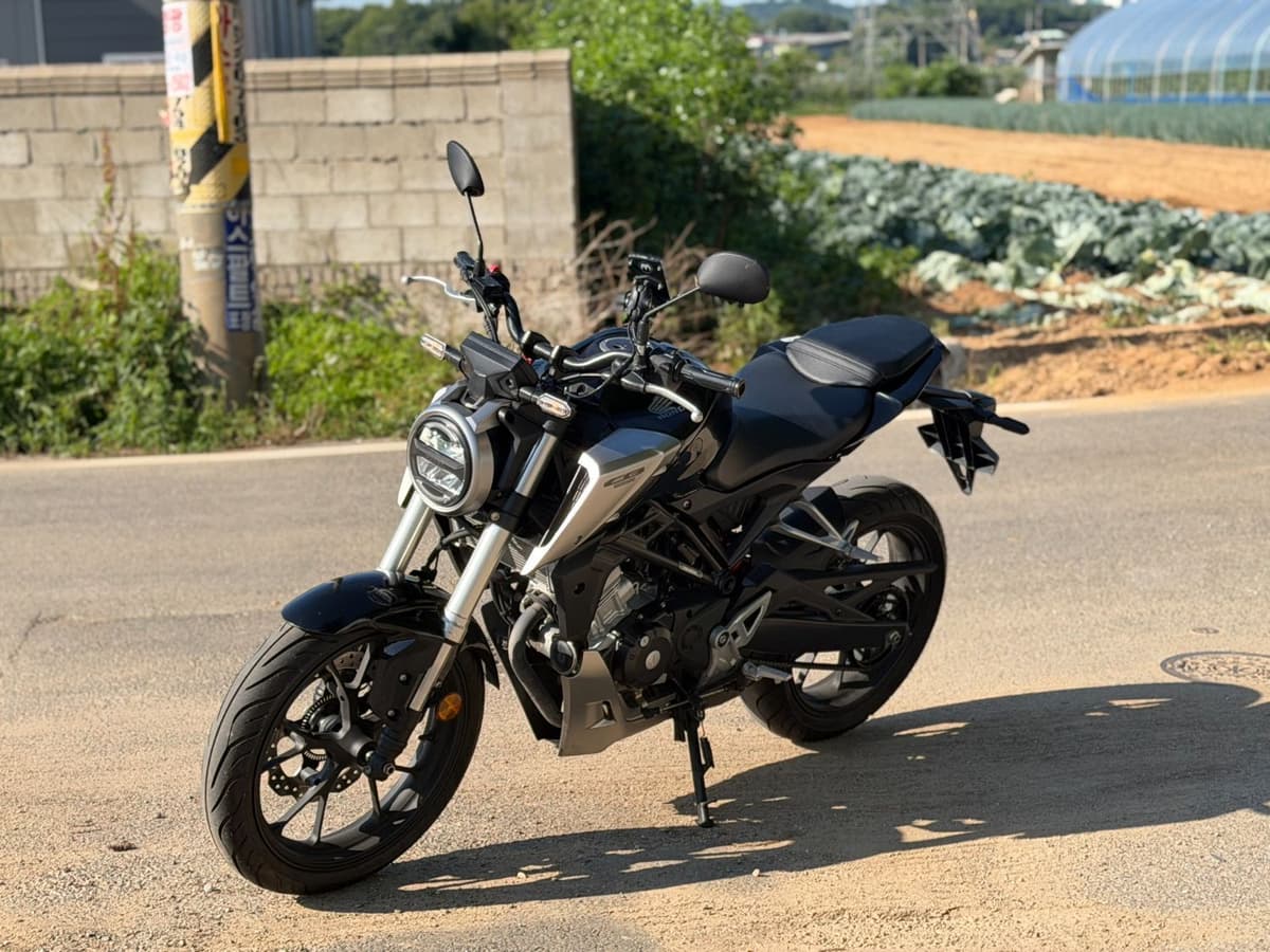 혼다 CB 125 R 2