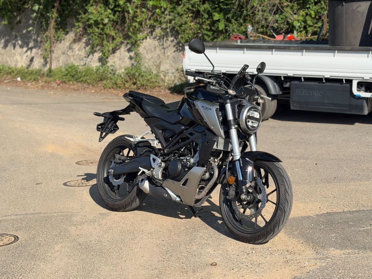 혼다 CB 125 R 4