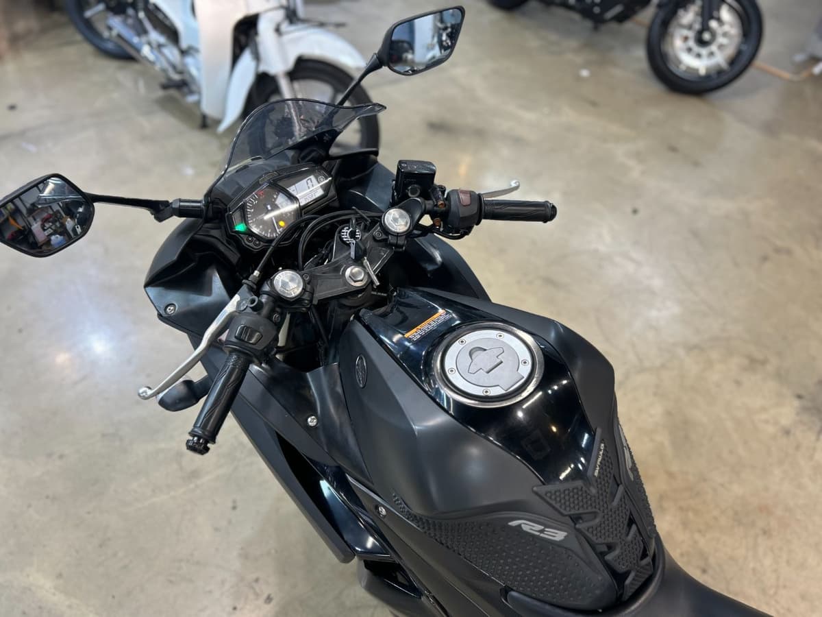 야마하 YZF R3 11