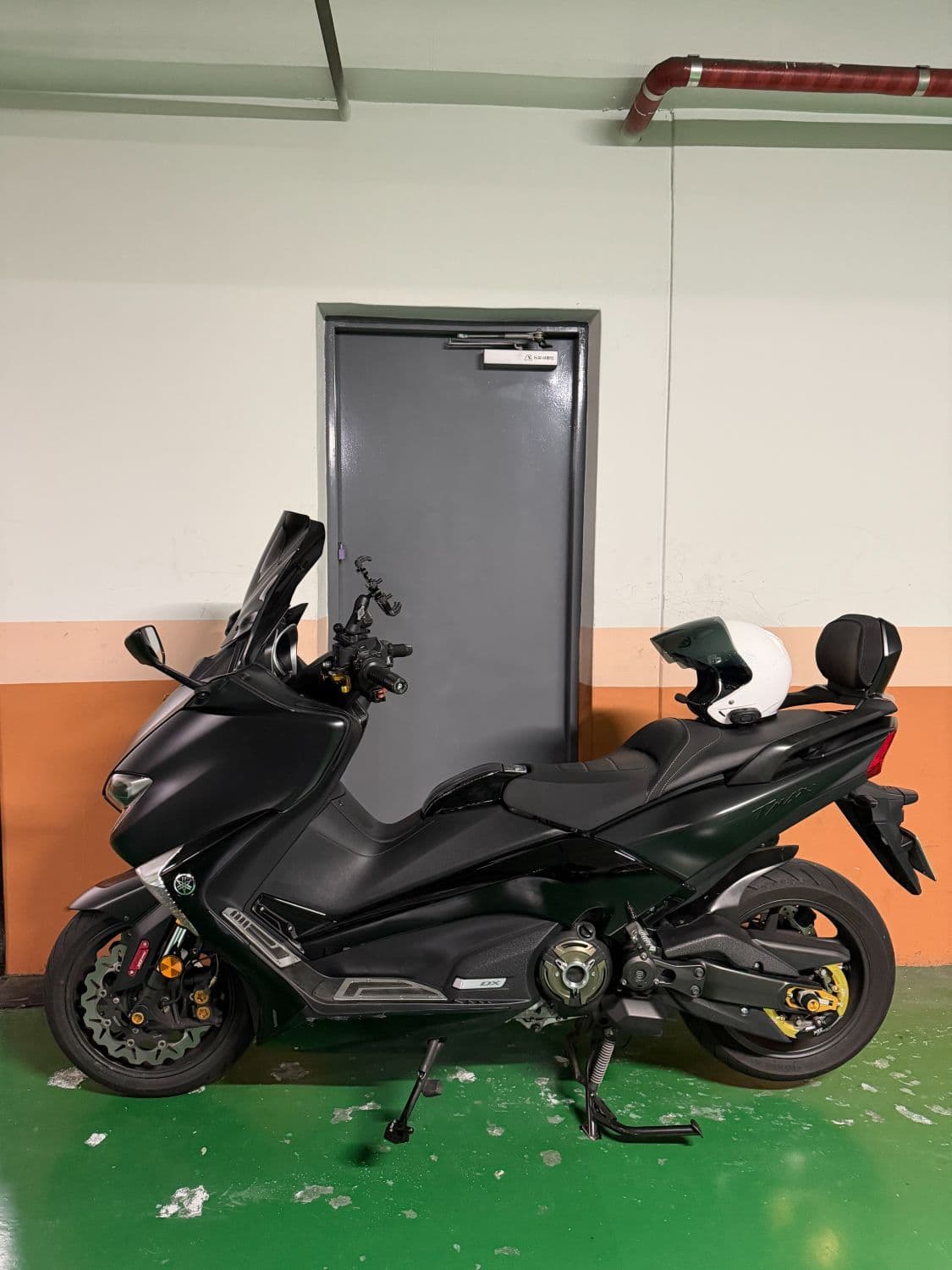 야마하 TMAX DX 4