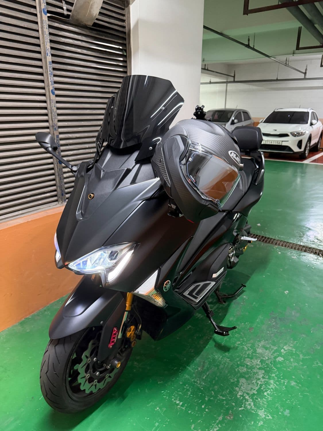 야마하 TMAX DX 1