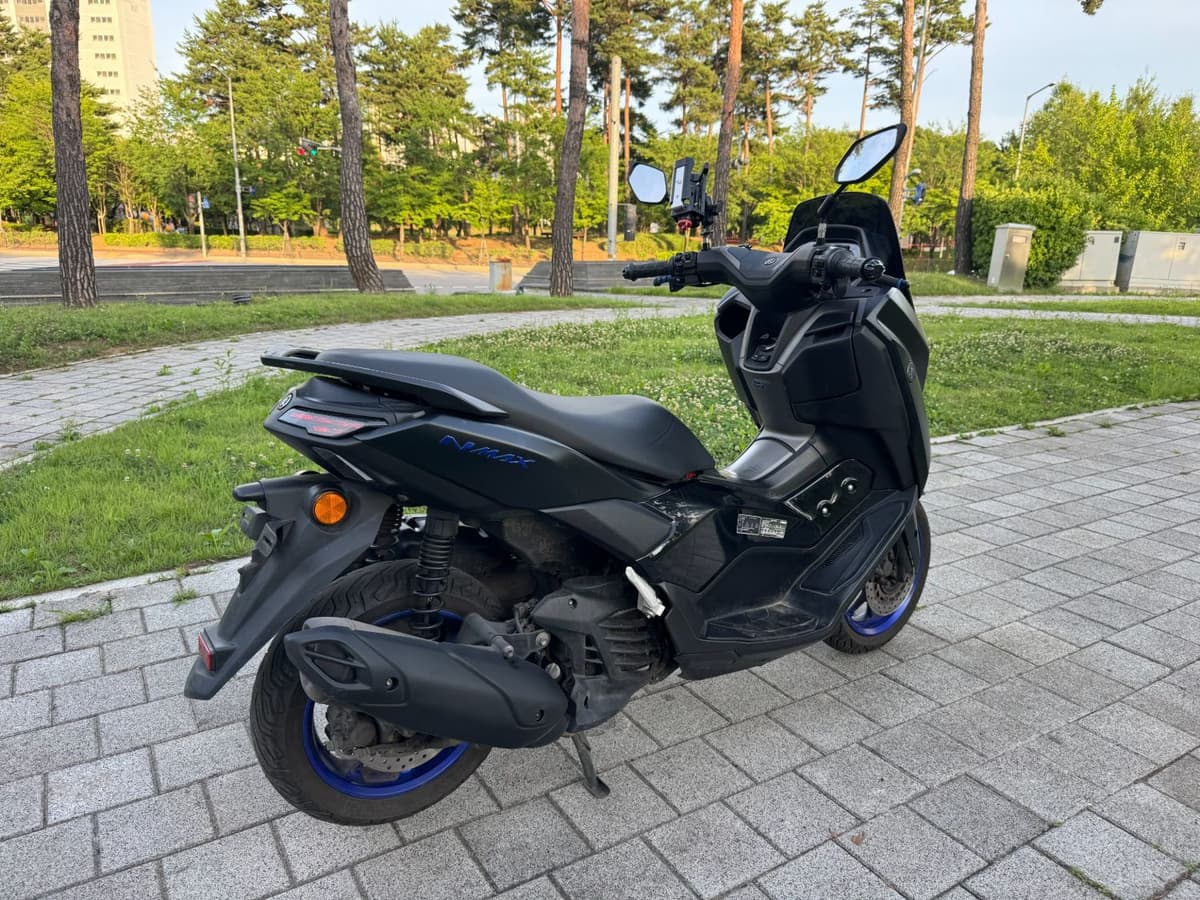 야마하 NMAX 125 8