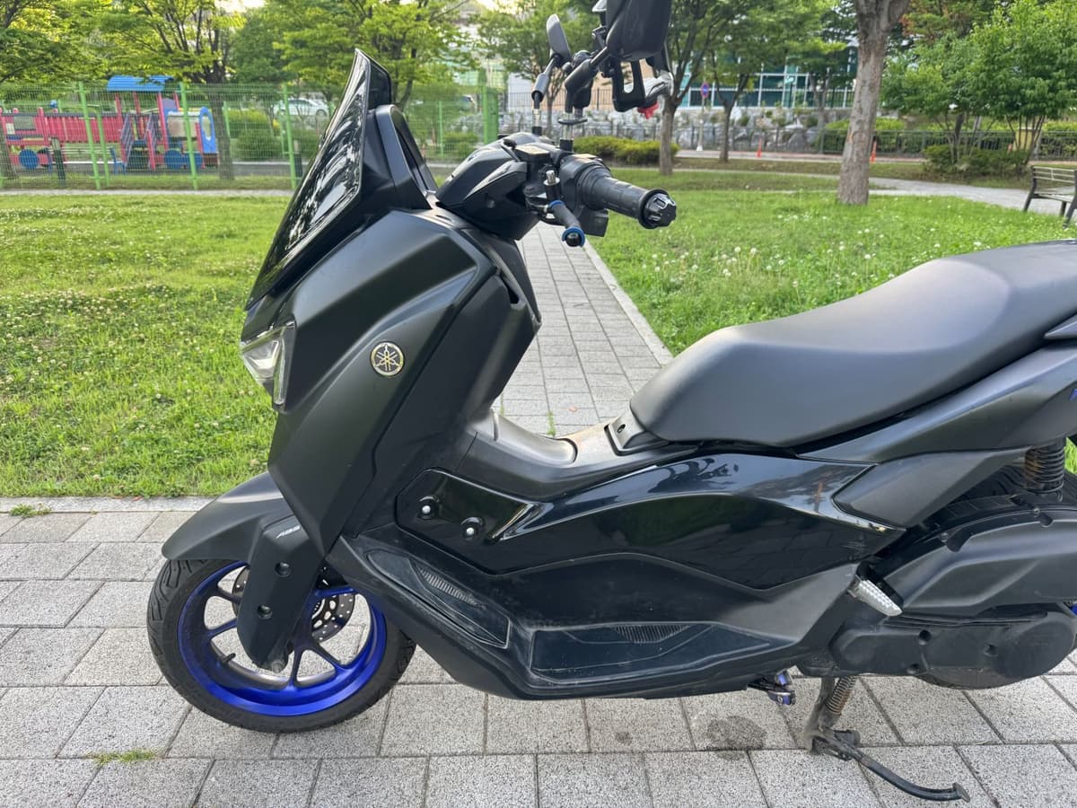 야마하 NMAX 125 11