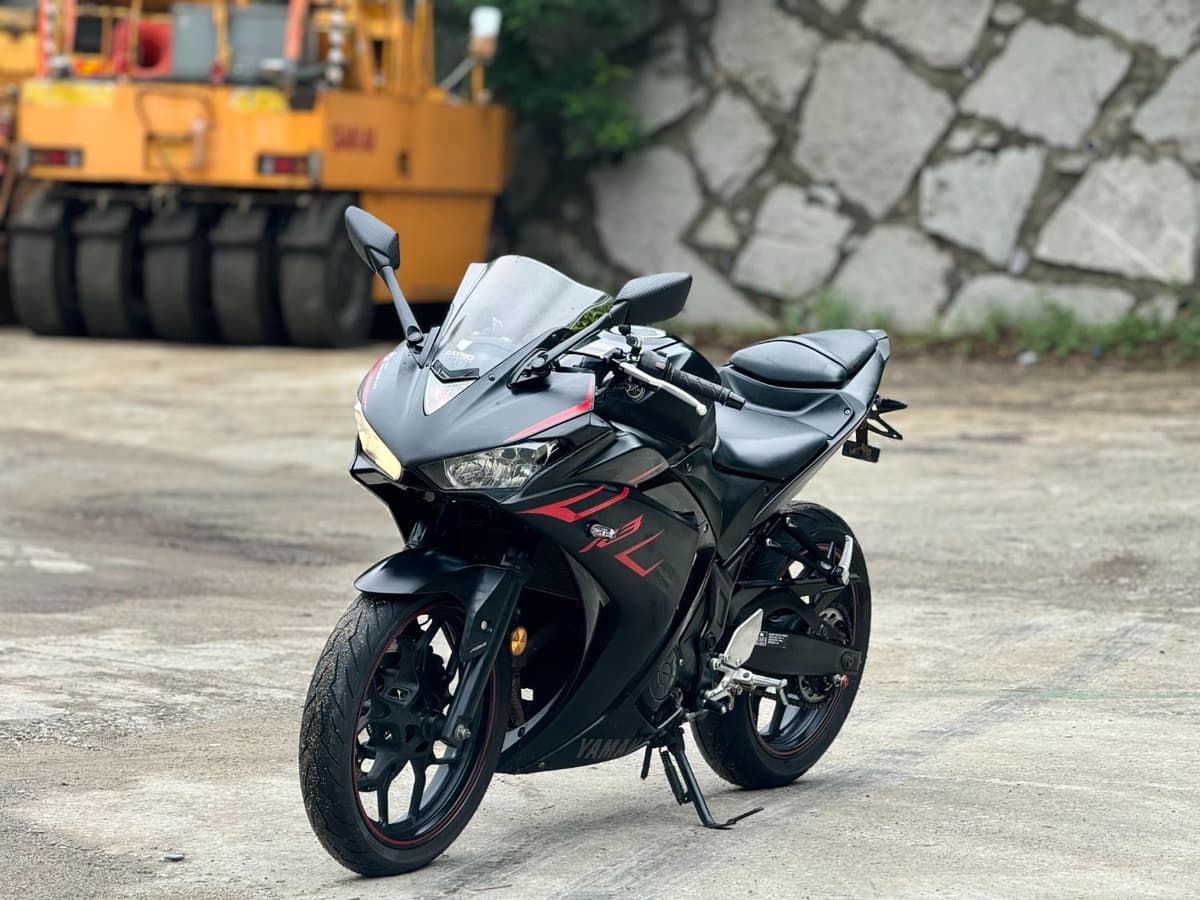 야마하 YZF R3 3
