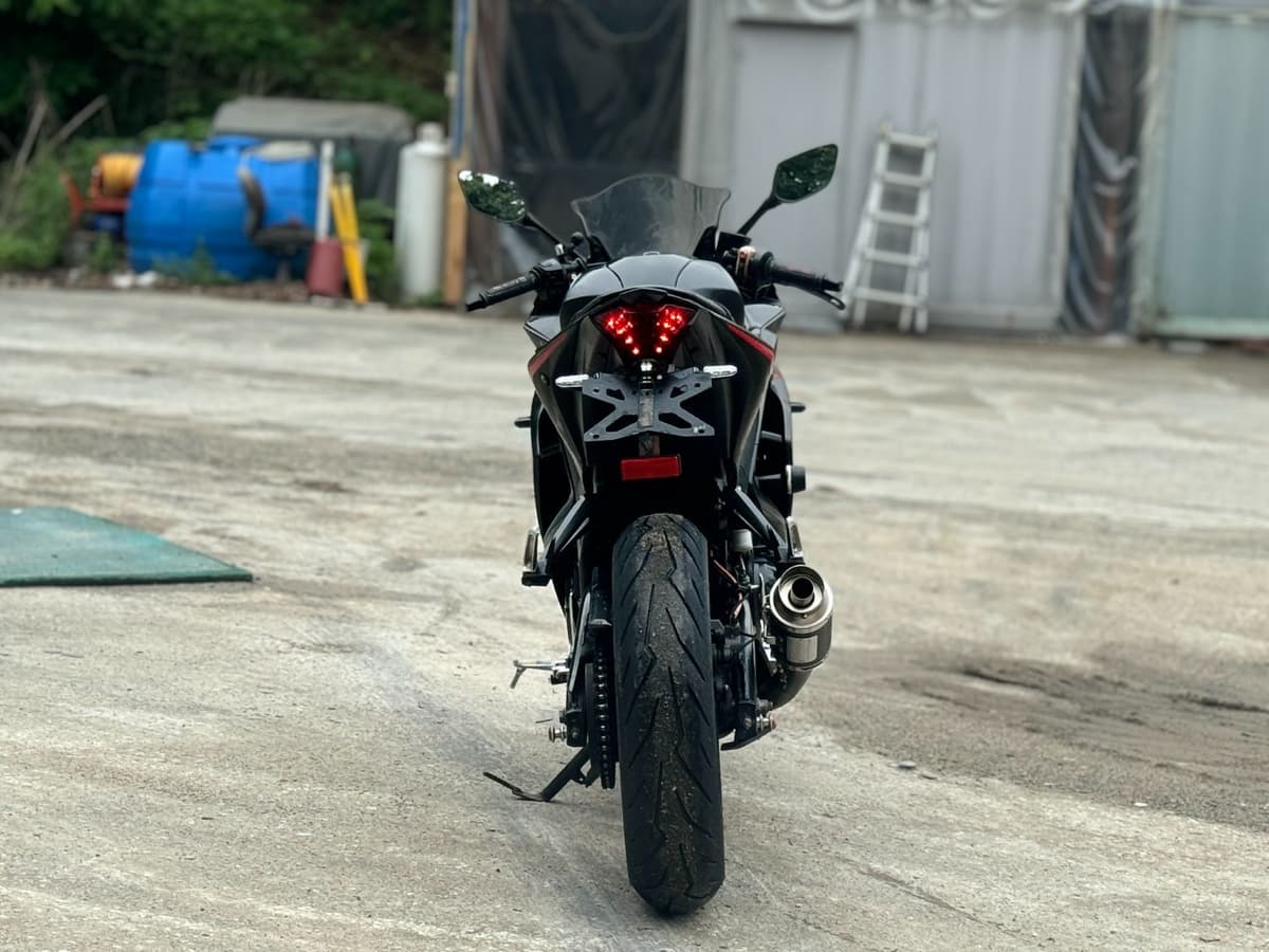 야마하 YZF R3 more