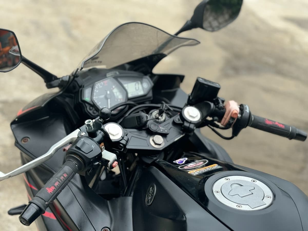 야마하 YZF R3 8