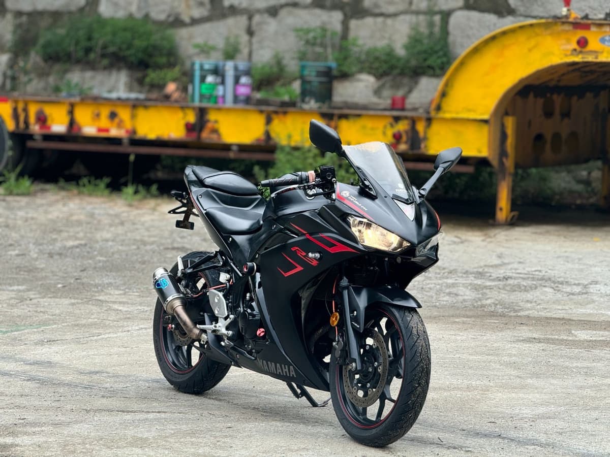 야마하 YZF R3 1