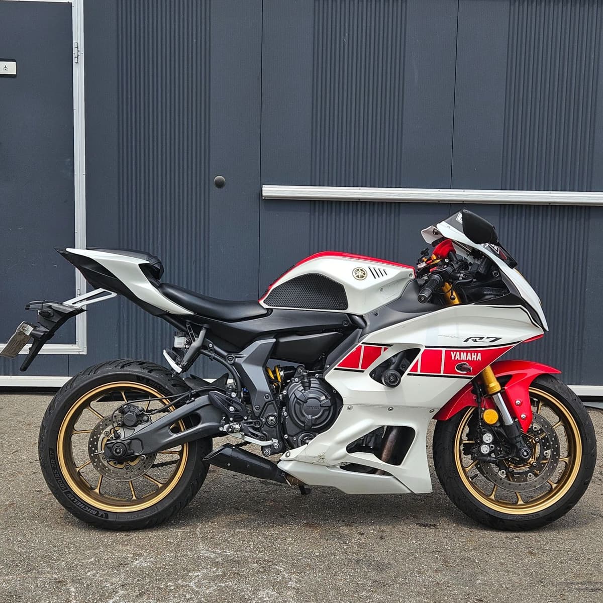 야마하 YZF R7 5