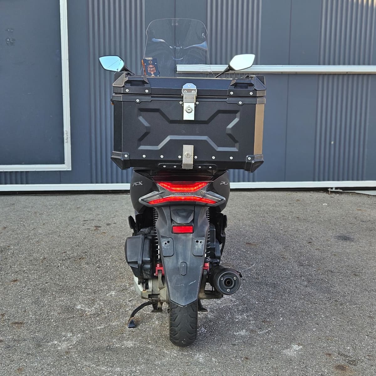 혼다 PCX 125 8