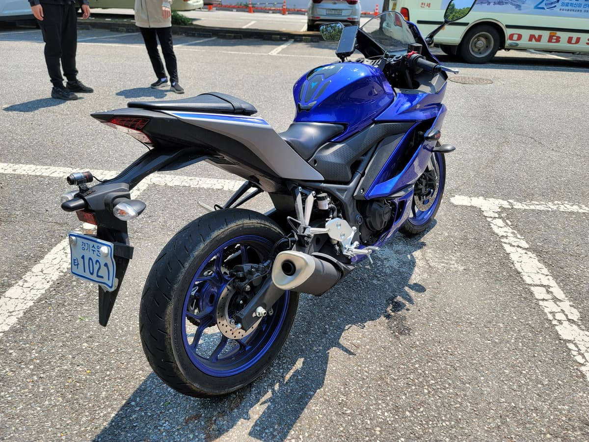 야마하 YZF R3 9
