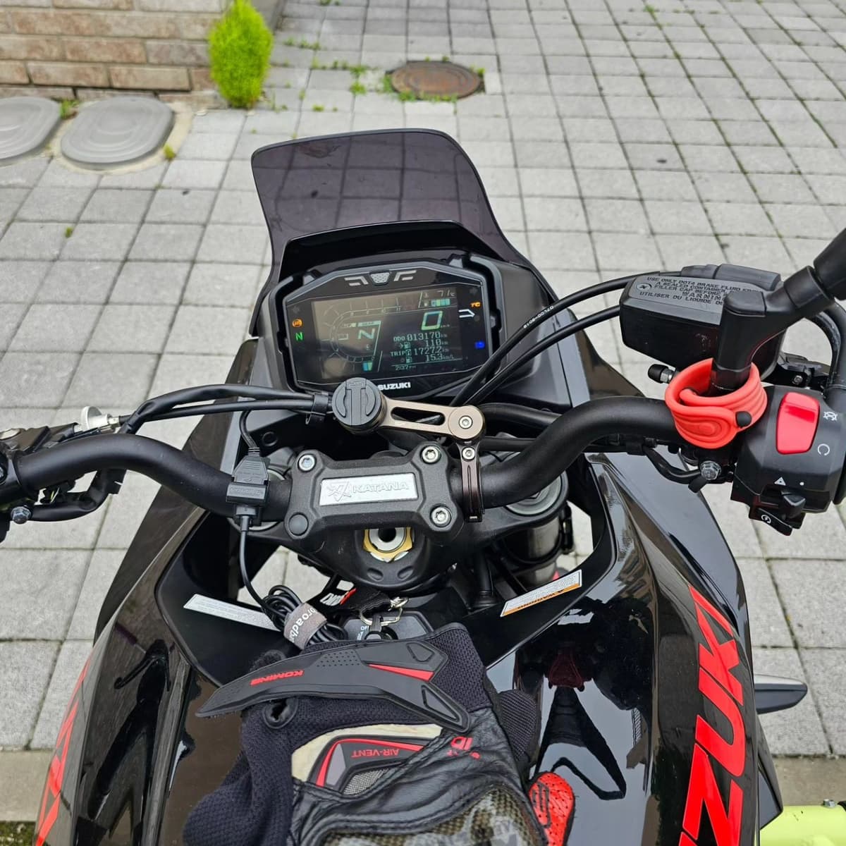 스즈키 카타나 1000 5