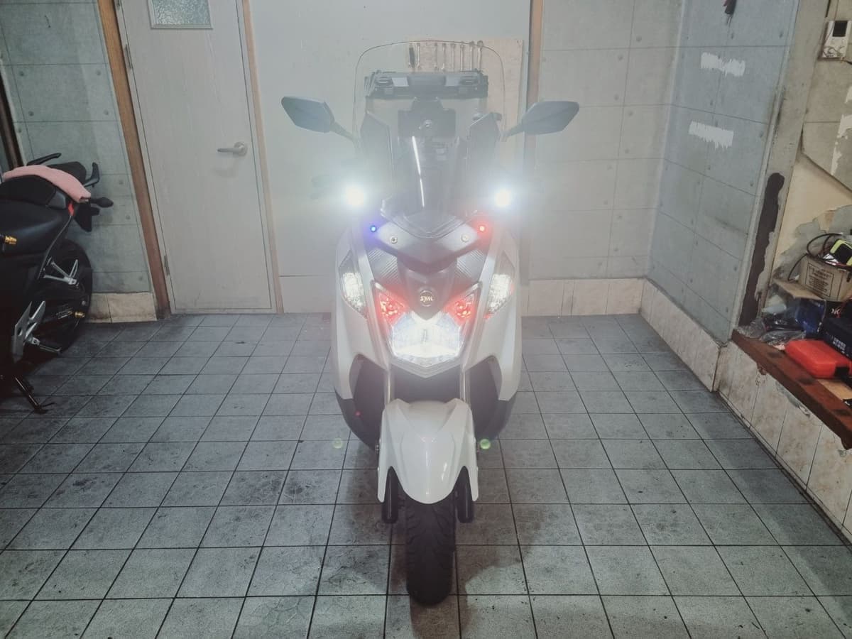 SYM 조이맥스 Z 300 ABS 3