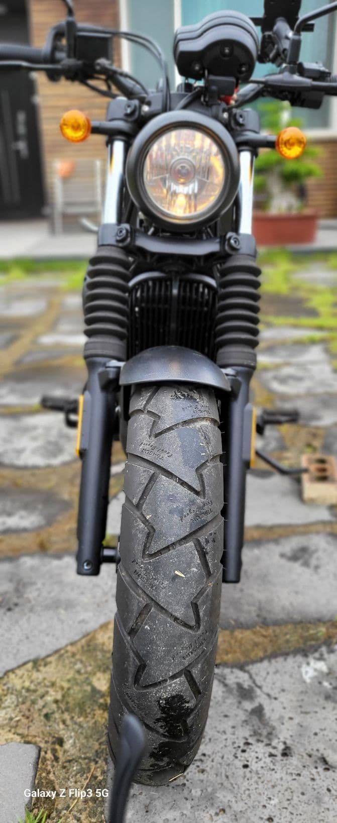 KR모터스 아퀼라 300 S 11